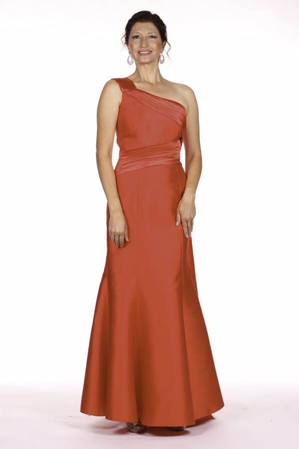 Vestido de festa com decote de um ombro só na cor vermelho para mães dos noivos em zibeline, modelo Ivana