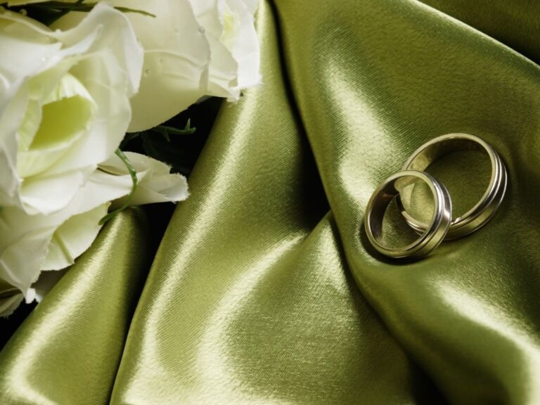 Casamento Verde Oliva: Dicas de Decoração para uma Celebração Sofisticada