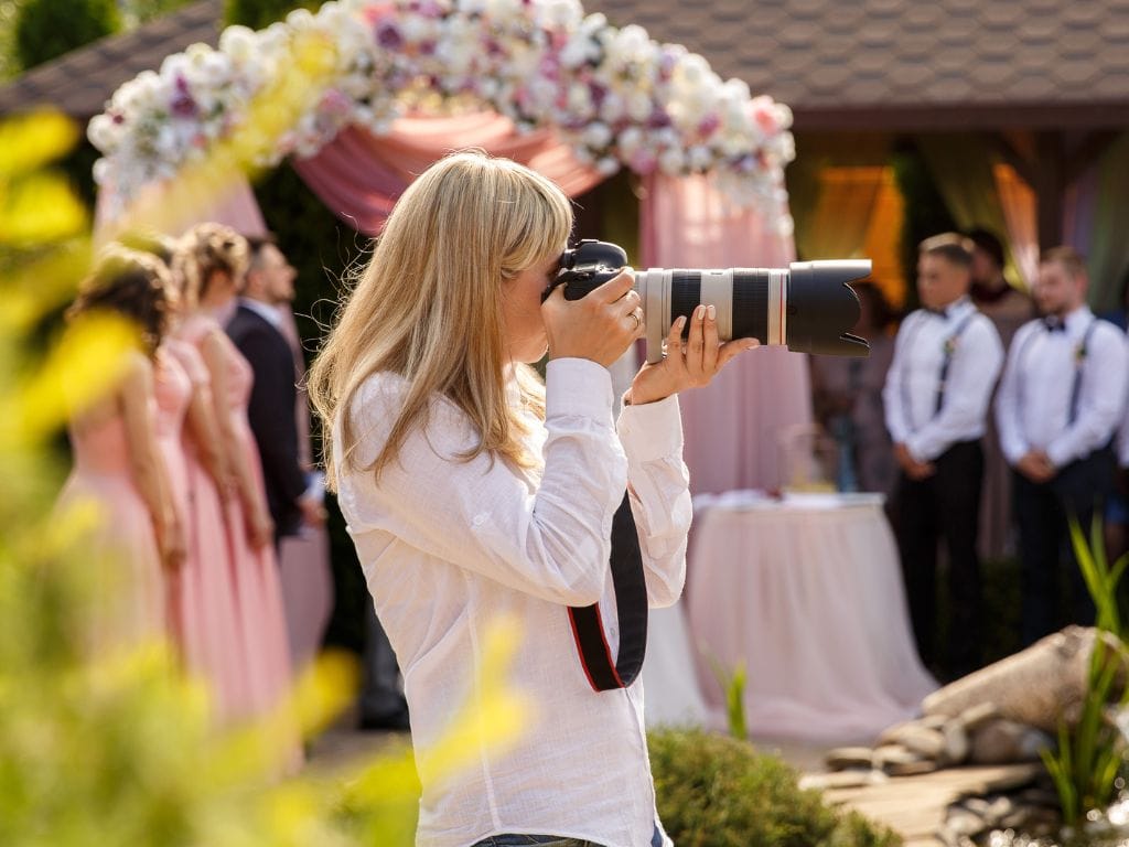 fotógrafa no casamento