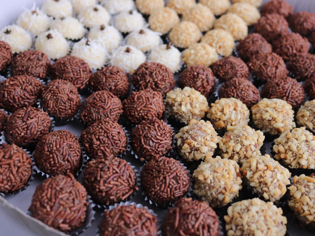 Brigadeiros variados