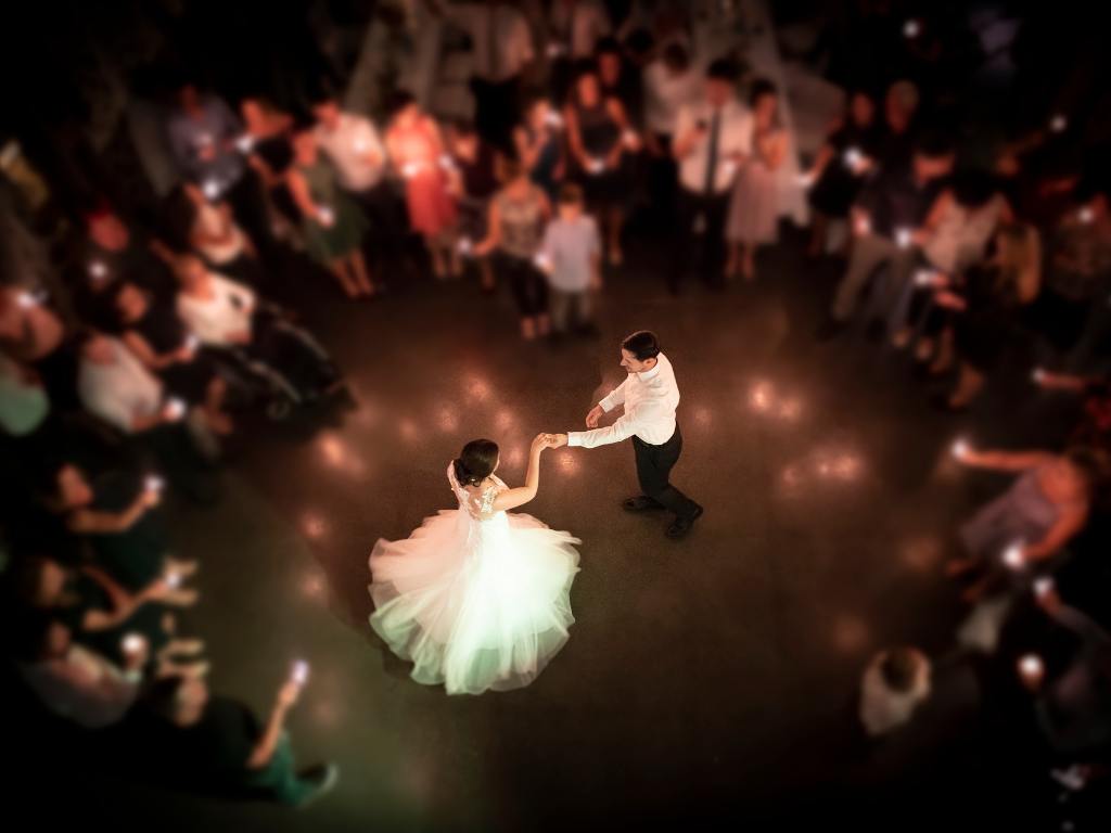 Casal na pista de dança