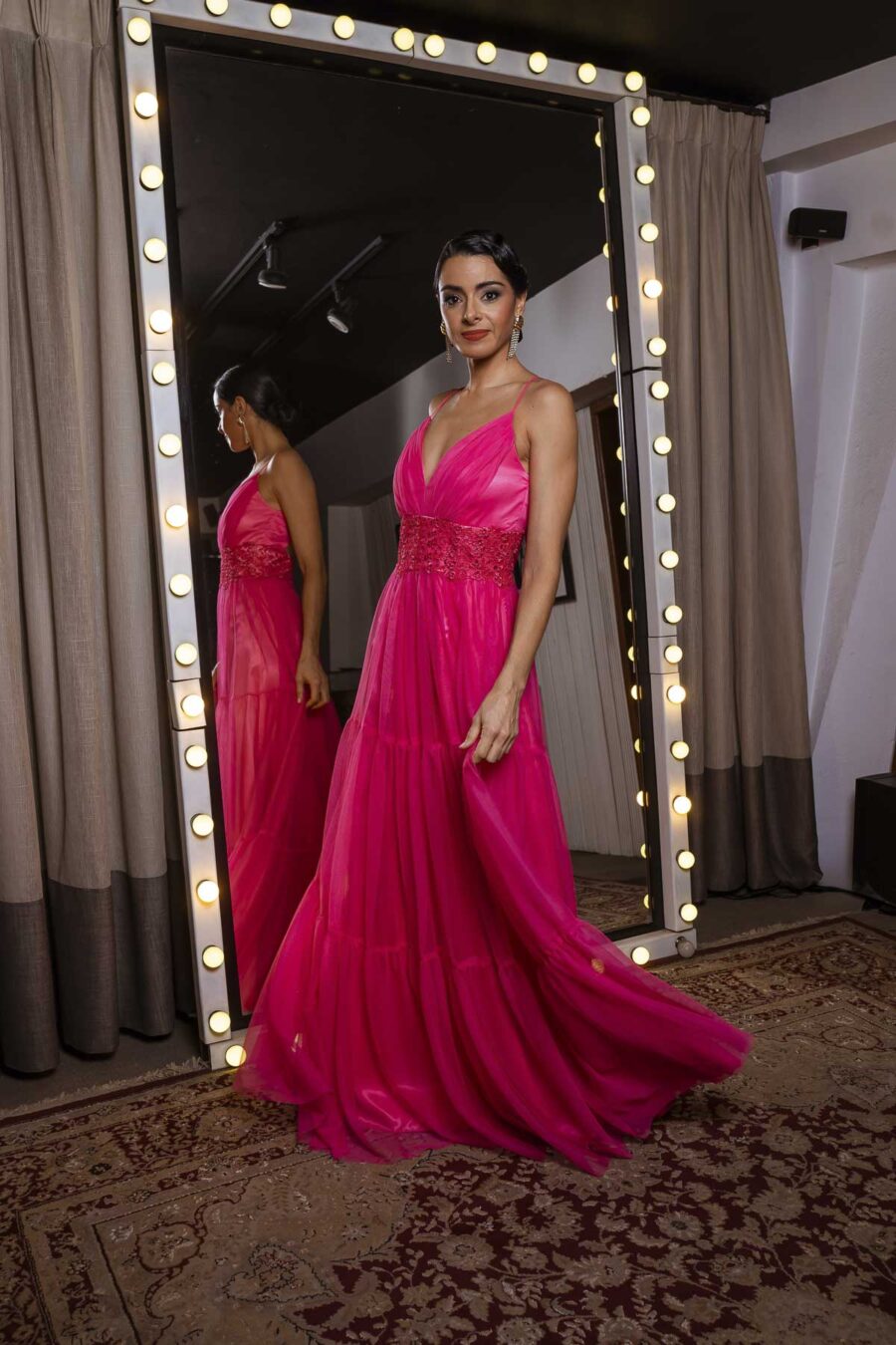 Vestido longo de festa cor rosa em tule