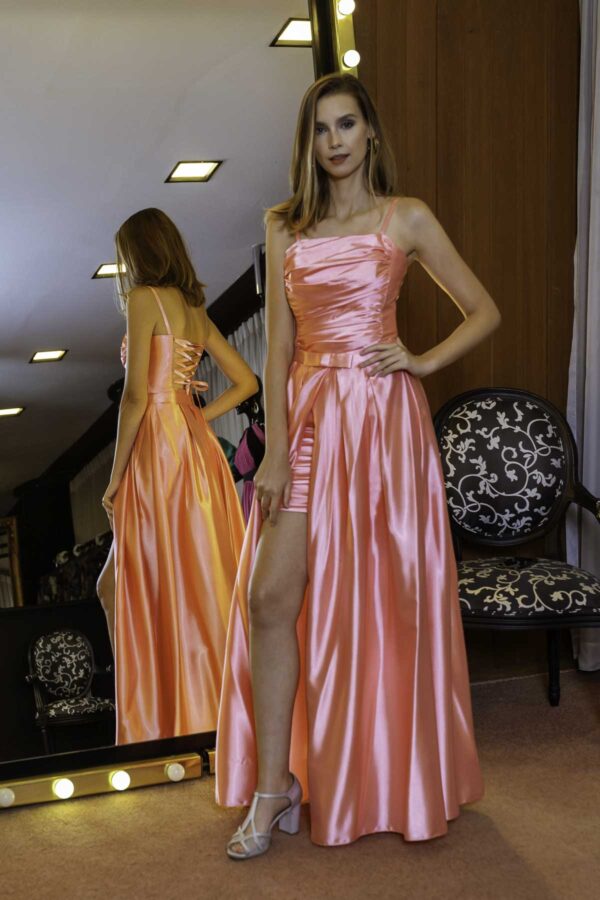 Vestido de festa lindo, dois em um em cetim na cor rosa, esse modelo pode ser usado longo ou curto.